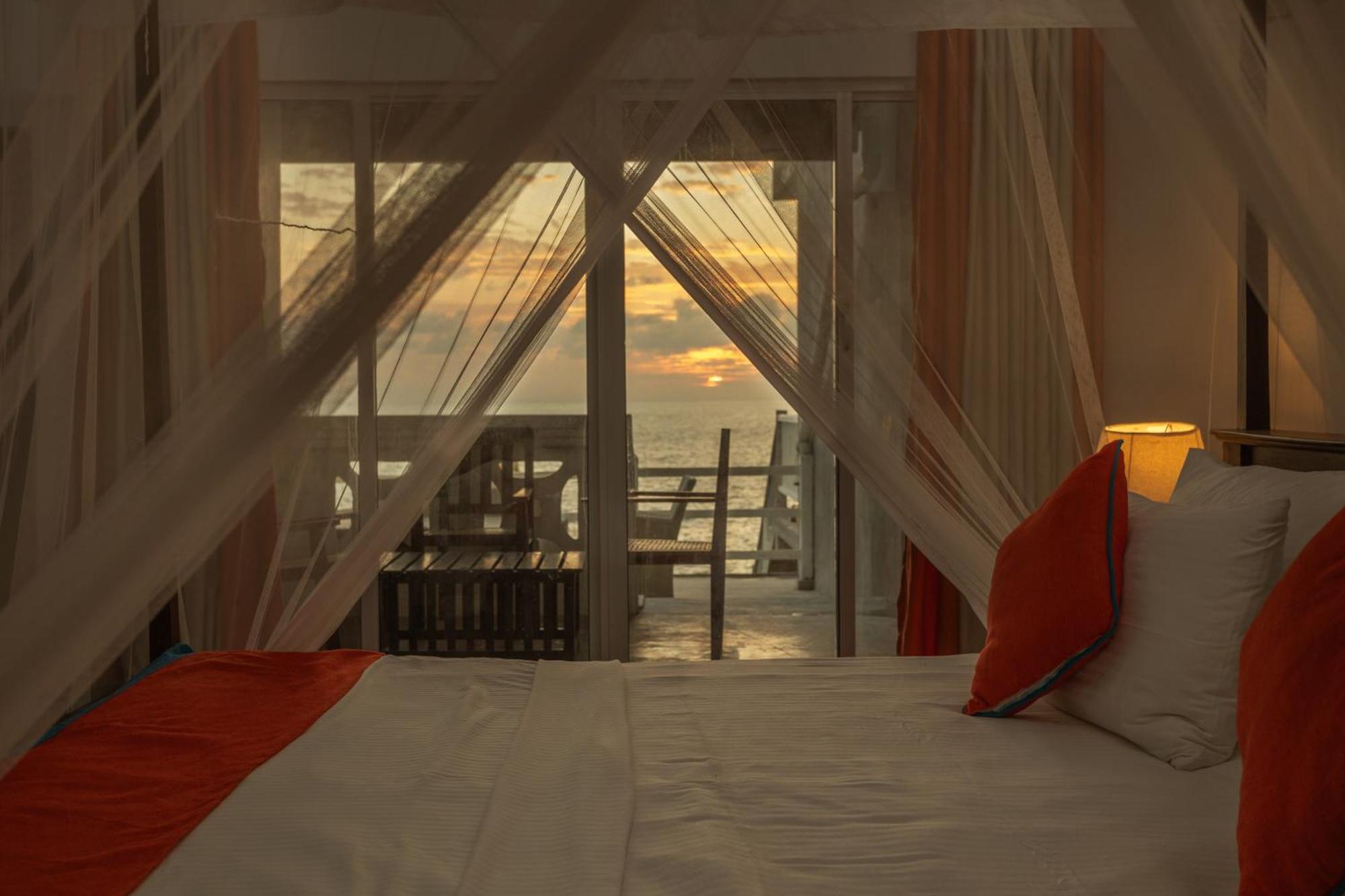 Hotel Zeilan Sunset Point Unawatuna Extérieur photo