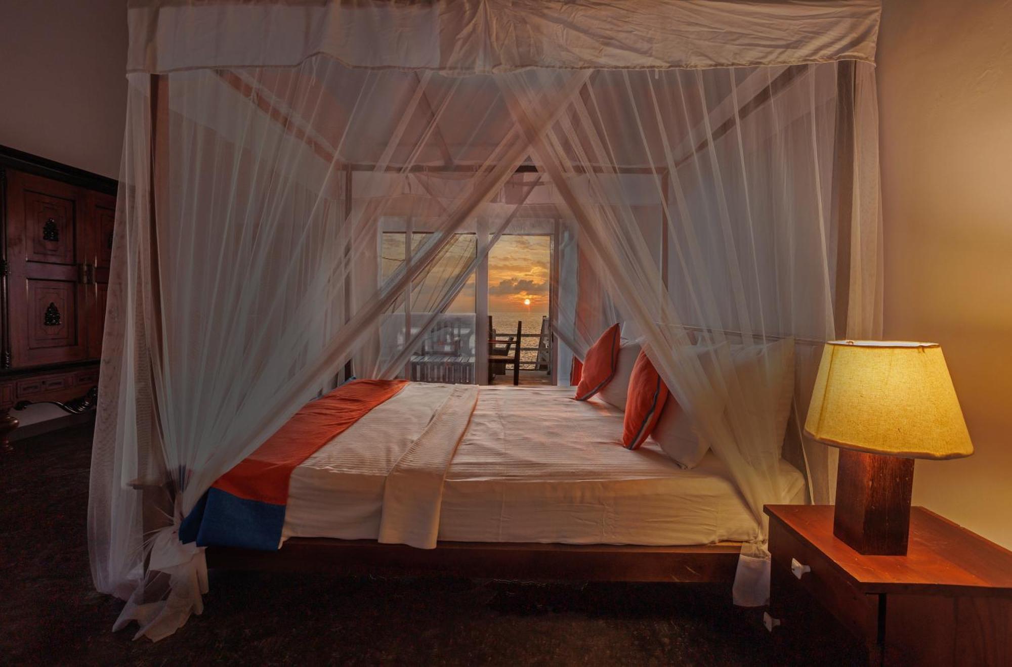 Hotel Zeilan Sunset Point Unawatuna Extérieur photo