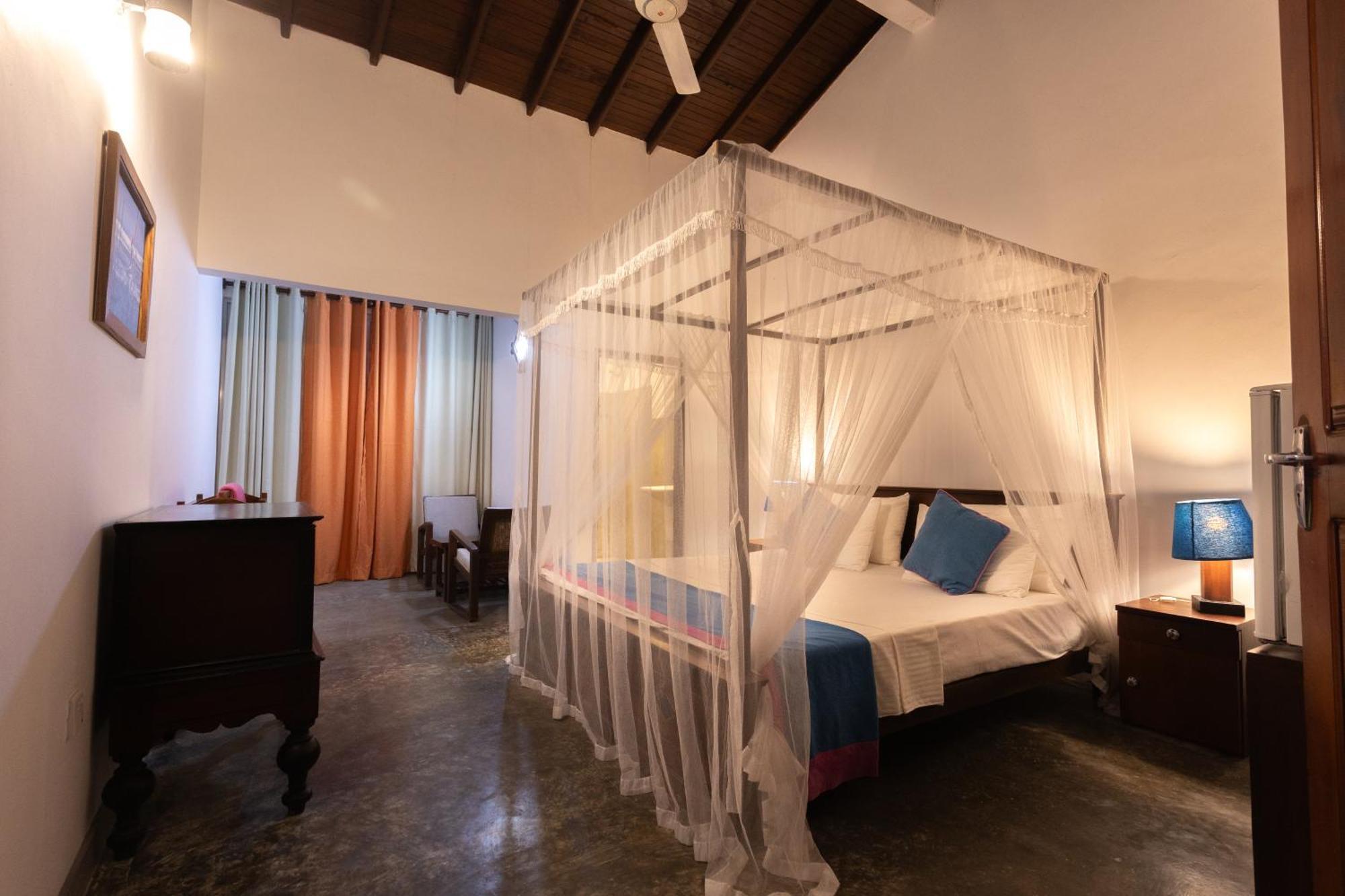 Hotel Zeilan Sunset Point Unawatuna Extérieur photo